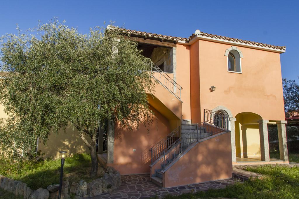 I Mari Di Gallura Apartment Сан-Теодоро Экстерьер фото